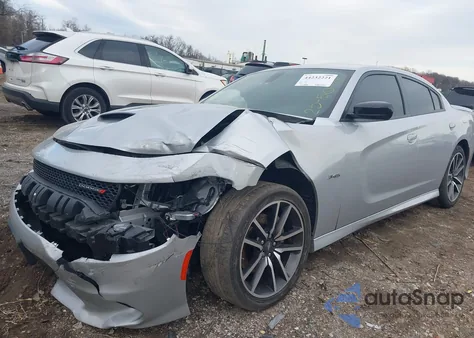 2023 Dodge Charger R/T z USA, uszkodzony, nr VIN 2C3CDXCT1PH536367